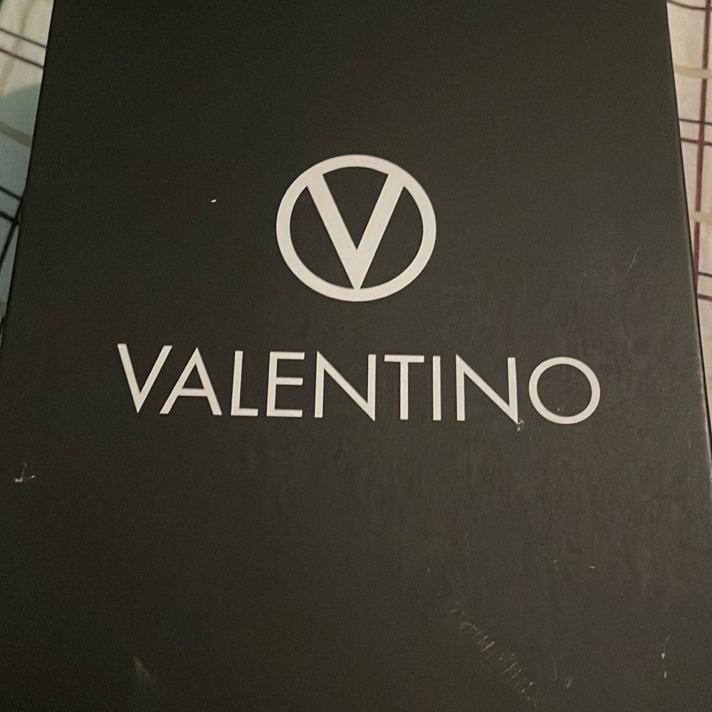 Platform Valentino’s